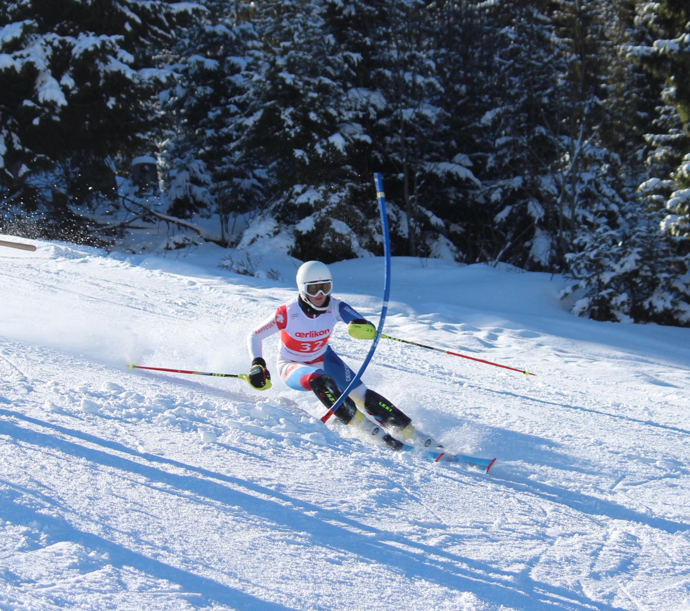 Die erfolgreiche Skirennfahrerin Thea Waldleben beim FIS-Rennen Slalom Sörenberg, Februar 2016. Quelle: Thea Waldleben
